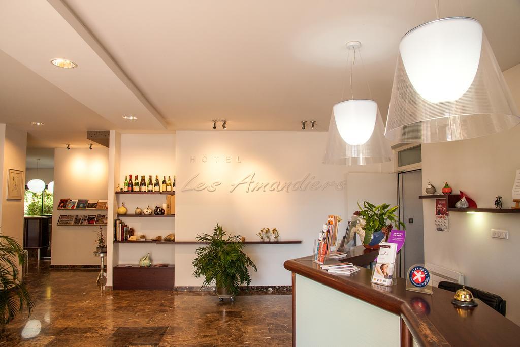 Hotel Les Amandiers Tournon-sur-Rhone Exterior foto