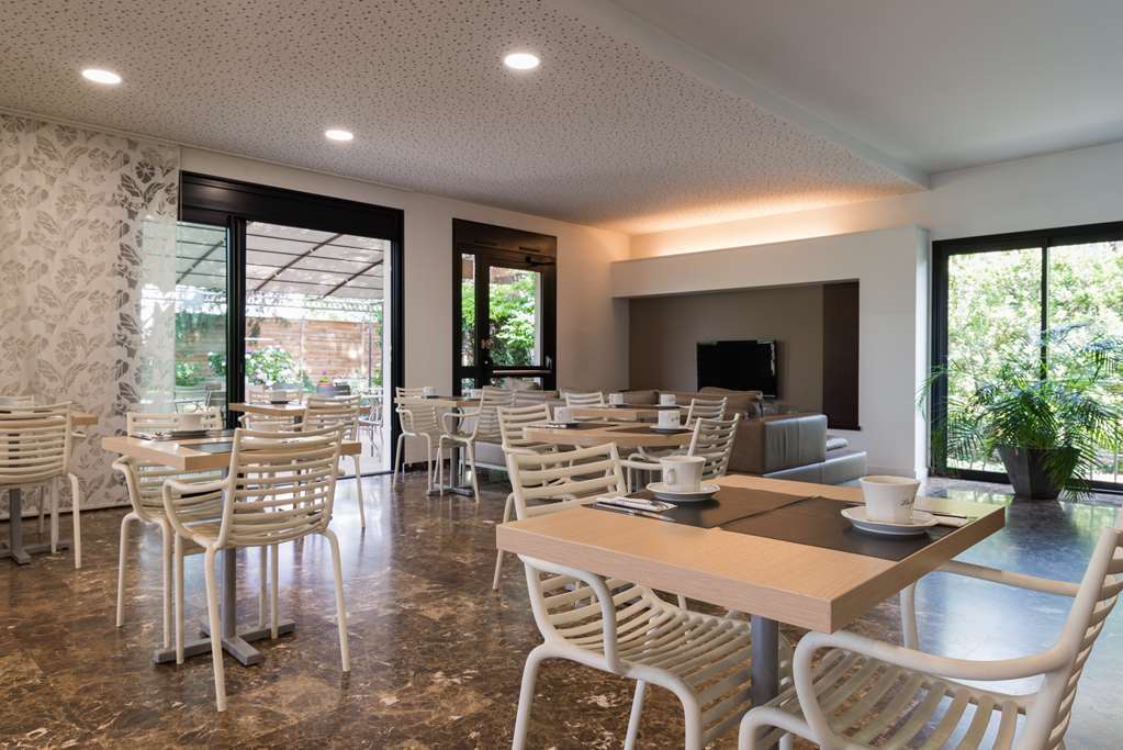 Hotel Les Amandiers Tournon-sur-Rhone Amenidades foto